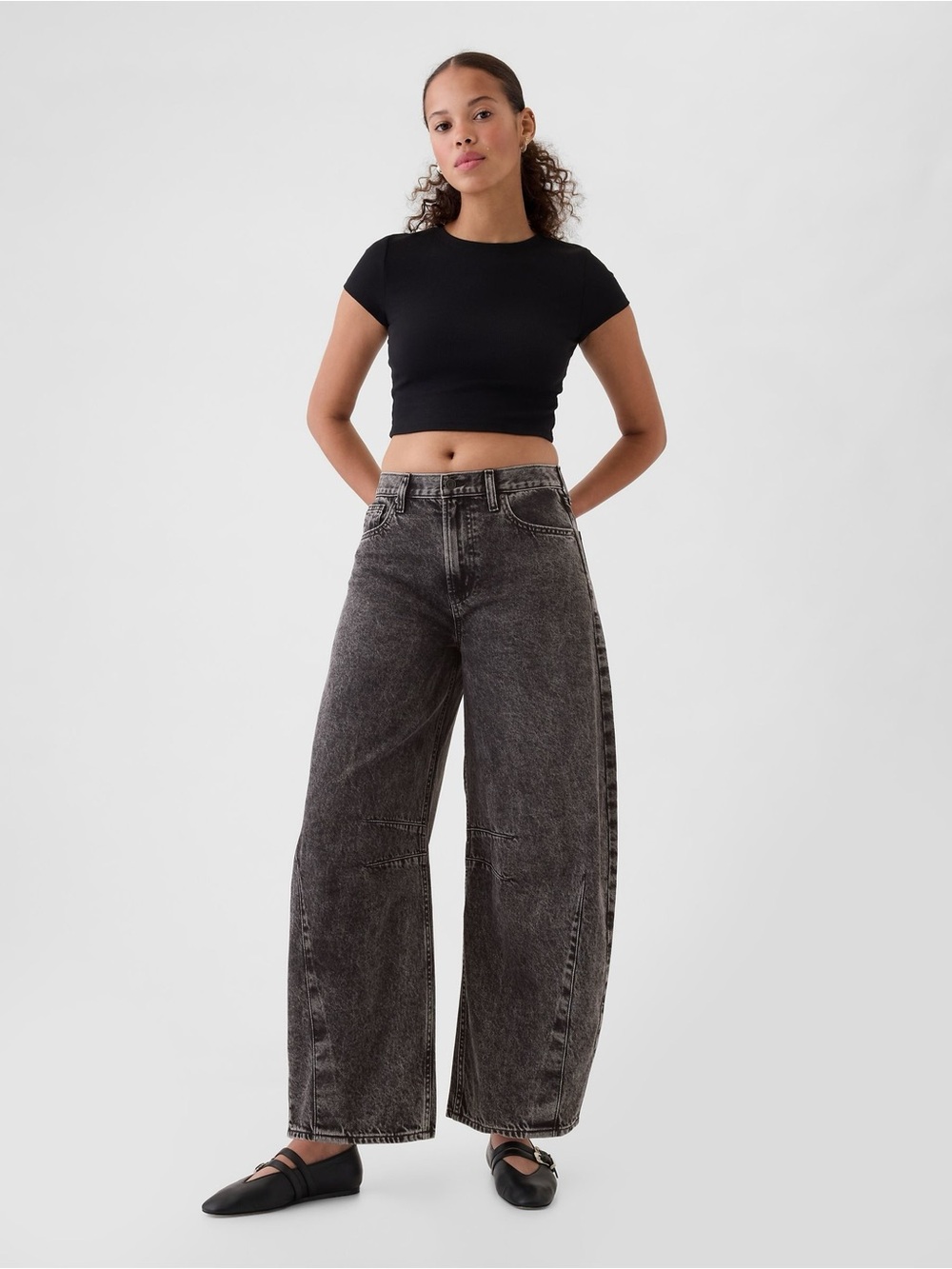 GAP Black High Waisted Ankle Length Horseshoe Jeans Size 27/4R